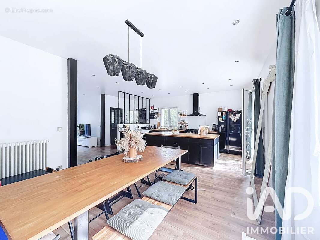 Photo 6 - Maison à LE PLESSIS-TREVISE