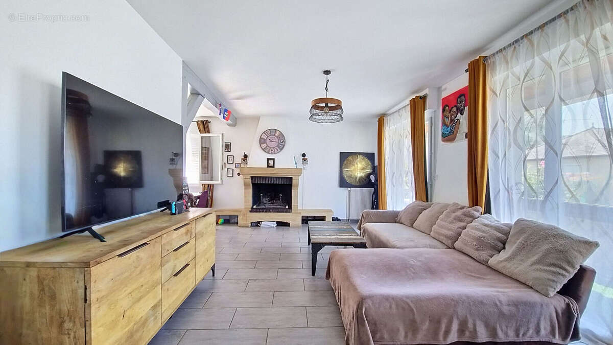 Appartement à LIMEIL-BREVANNES