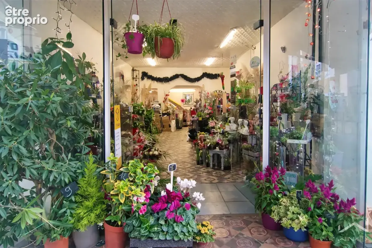 À vendre   Fonds de commerce fleuriste  Bourg-Saint-Andéol - photo 2