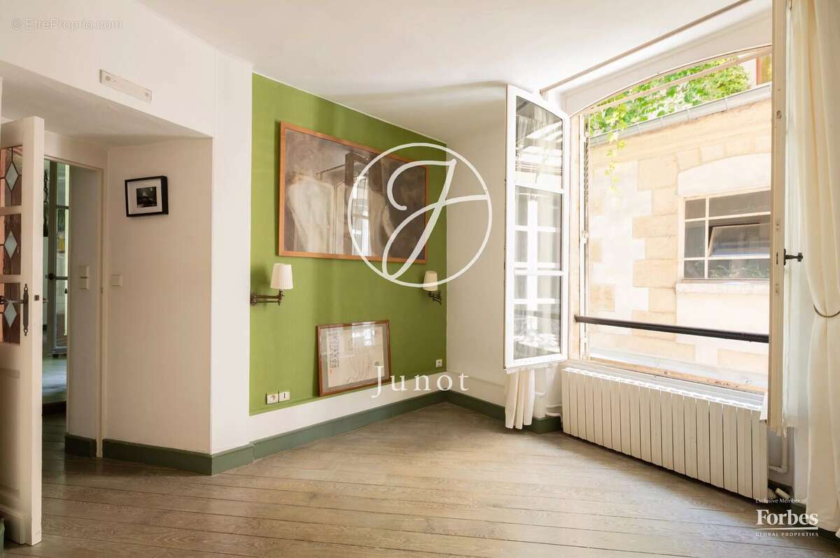 Appartement à PARIS-6E