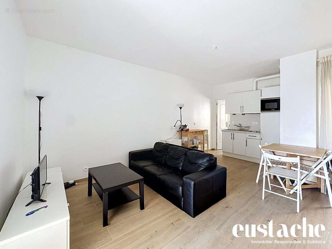 Appartement 38 m² à Paris-20e  - photo 3