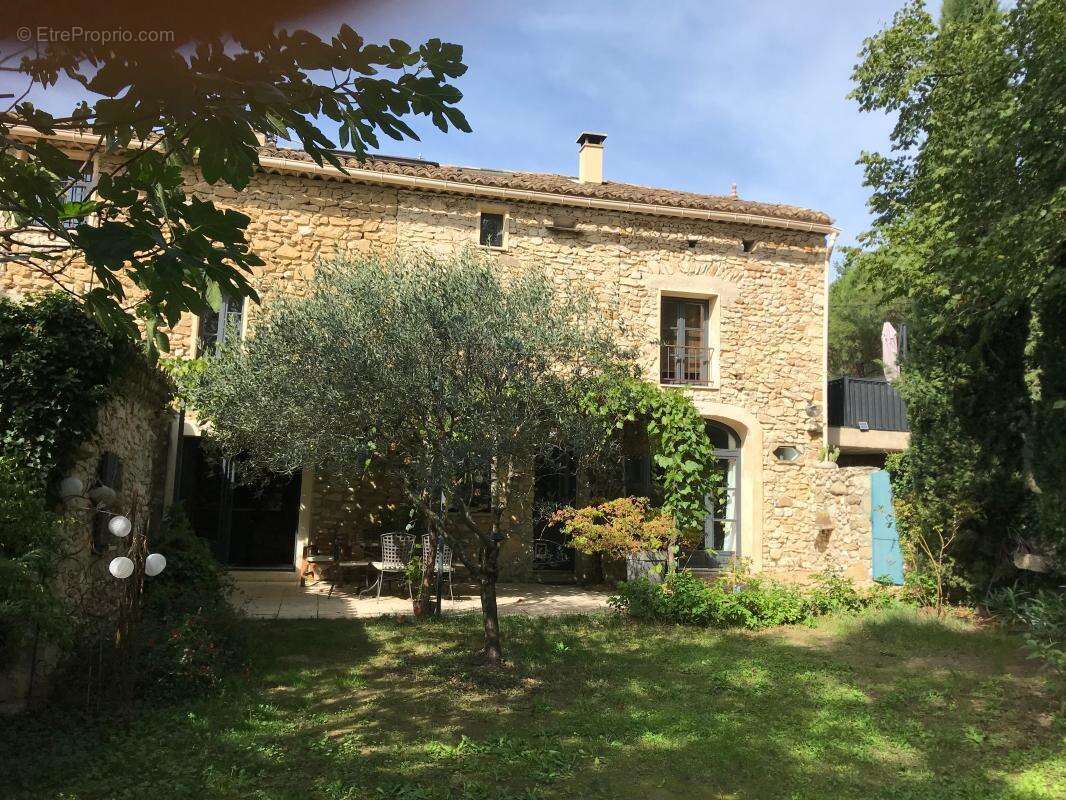 Maison à VAISON-LA-ROMAINE