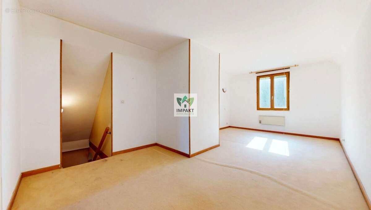 Maison à EVETTE-SALBERT