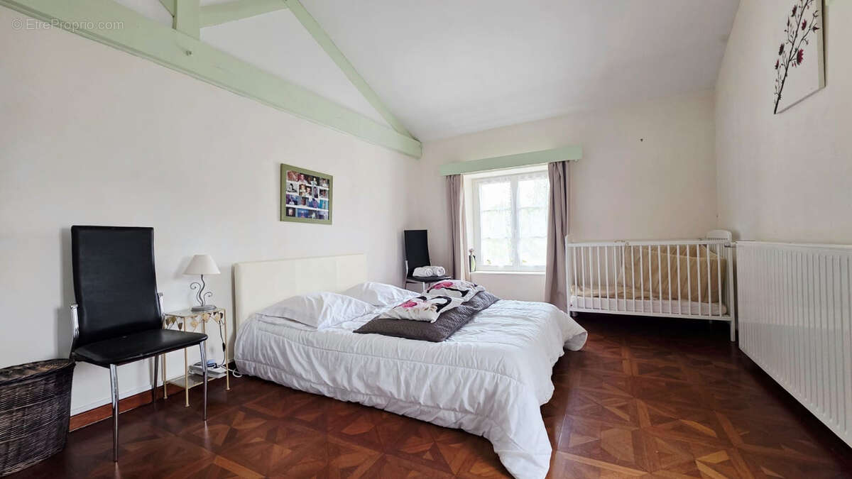 Maison  6 pièce(s) 270 m2 - photo 12