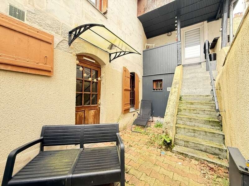 Maison à LES PONTS-DE-CE