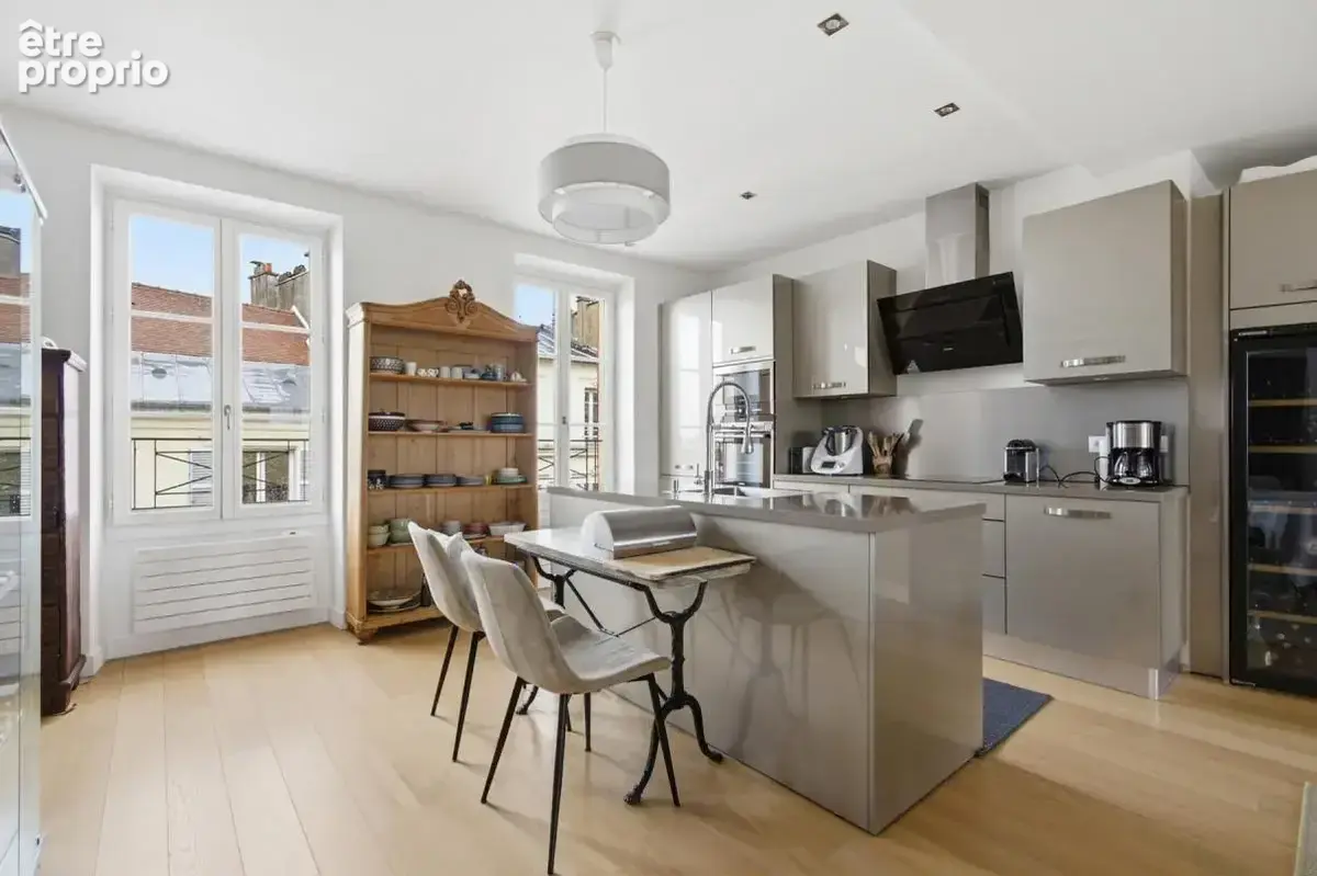 Rue Saint-Pierre – Superbe duplex familial - photo 5