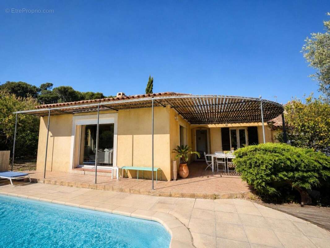Photo 4 - Maison à CARQUEIRANNE