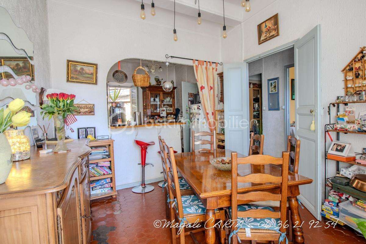 Maison Atypique avec garage et cours intérieure - photo 4
