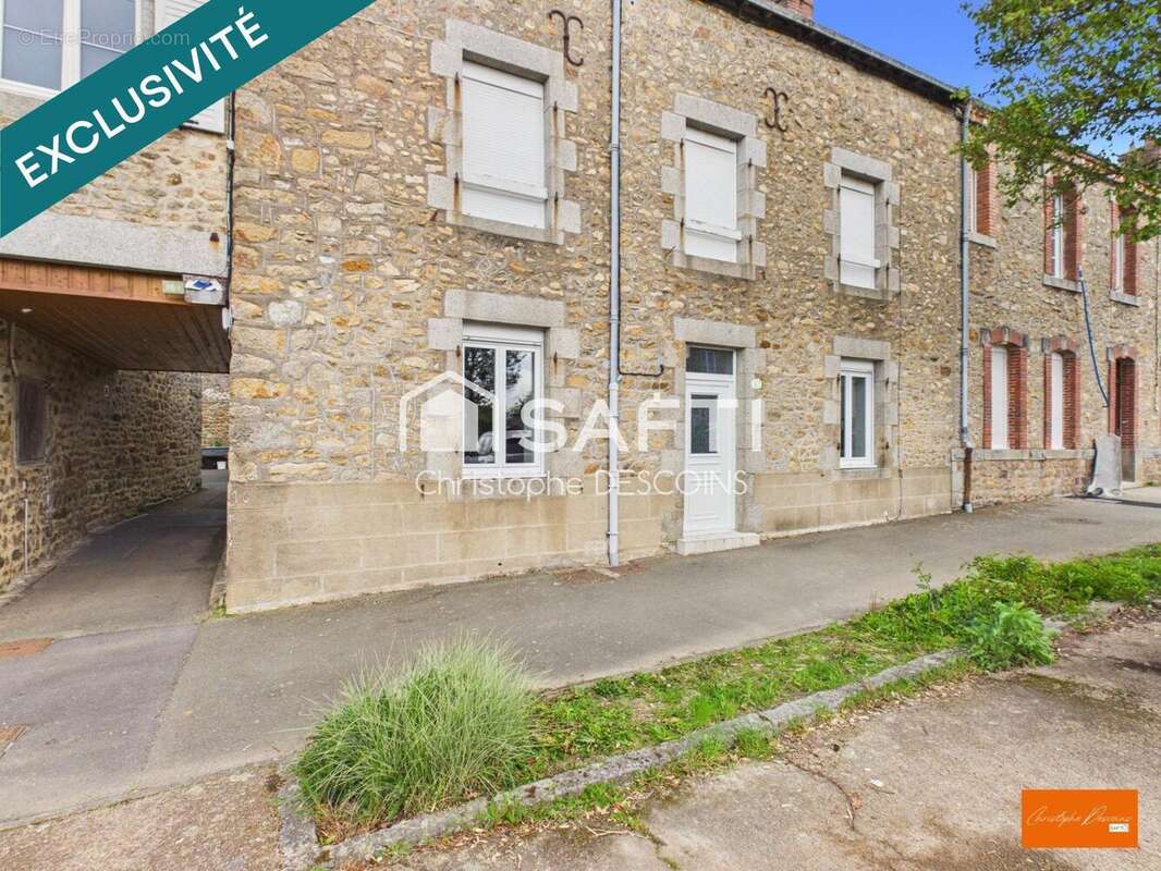 Photo 2 - Maison à MARTIGNE-SUR-MAYENNE