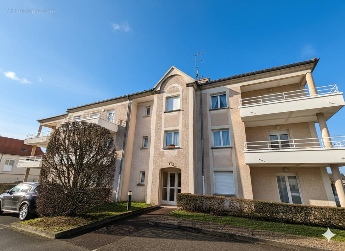 Appartement à SENS