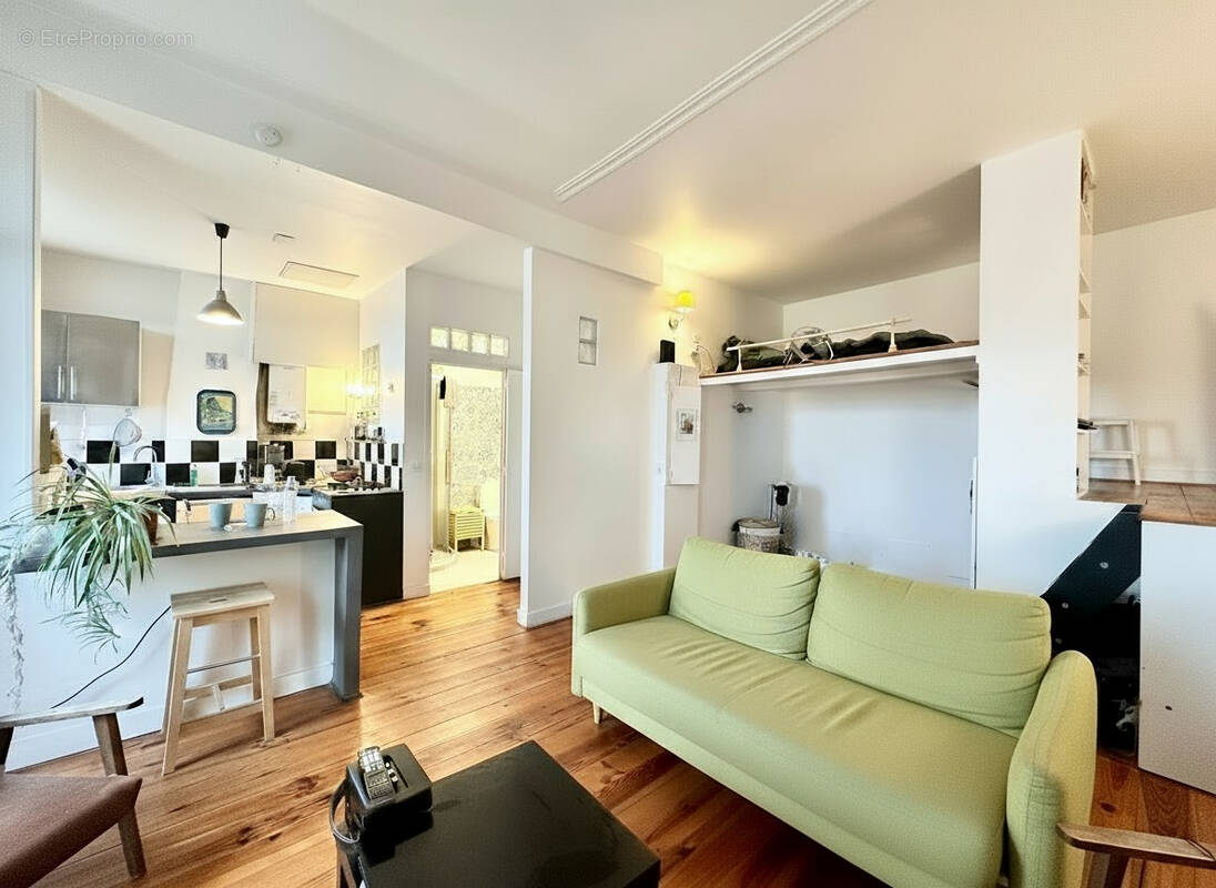 Appartement à MARSEILLE-5E