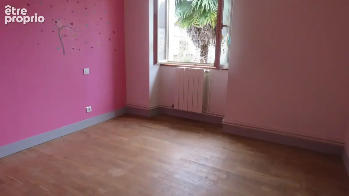 Maison avec une cour privative - Village Siant Raphael (proche Excideuil) - photo 8