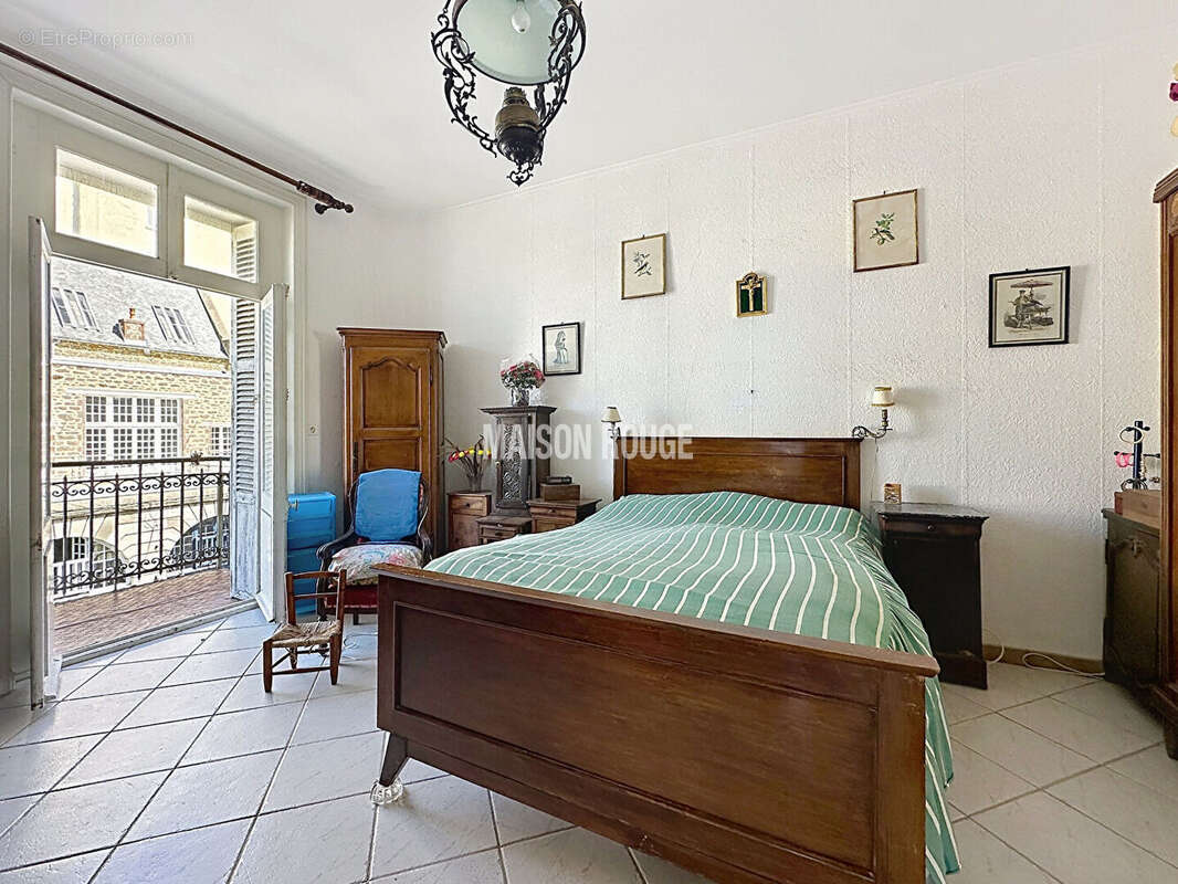 Ensemble immobilier de charme avec vue mer - Type 2 + Type 3 - 99,25 m² et  129 m² au sol - photo 5