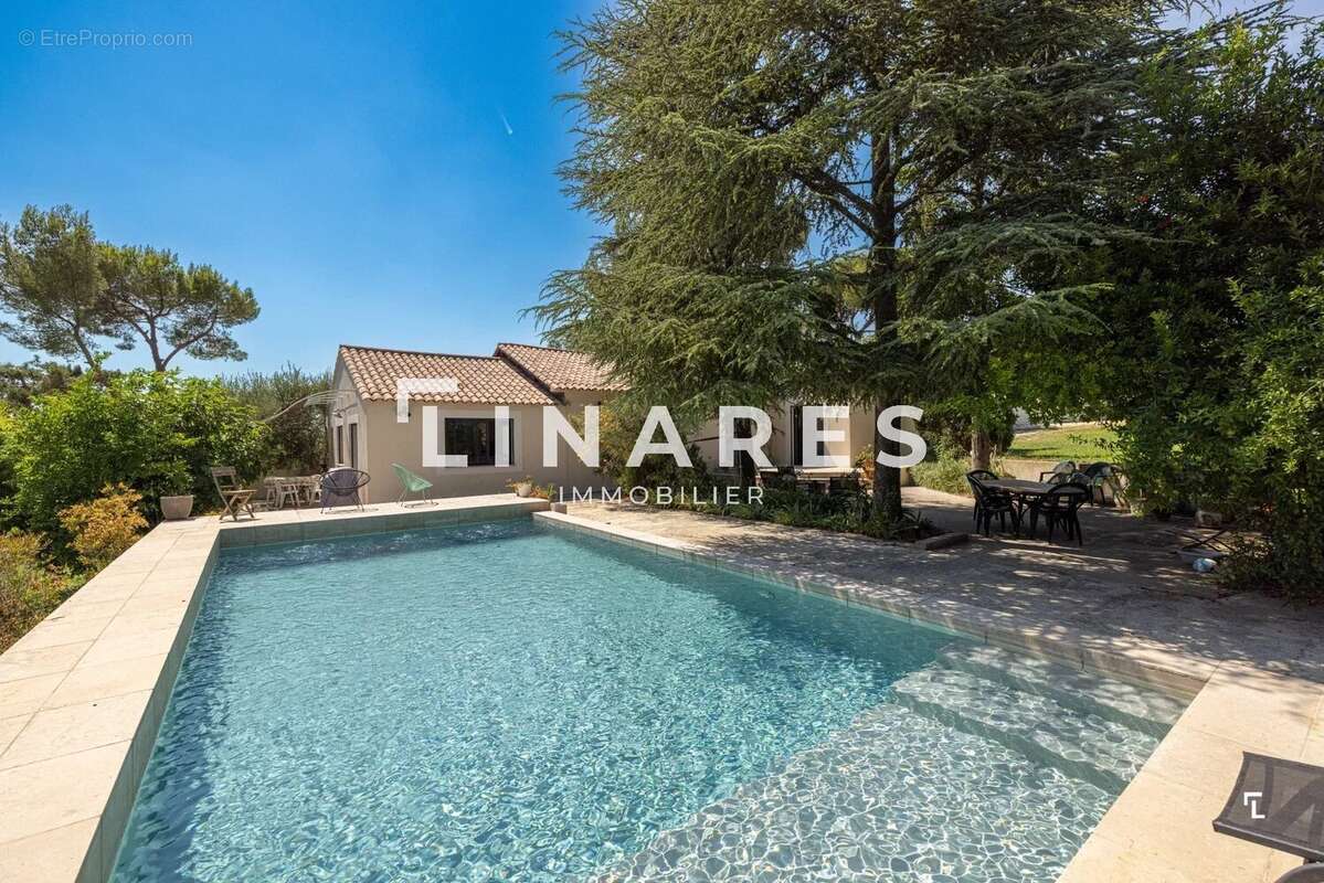 L'ALLAUDIENNE - Maison T5 de 151m2 - Terrain de 3300m2 - Piscine - Garage - ALLAUCH - photo 25