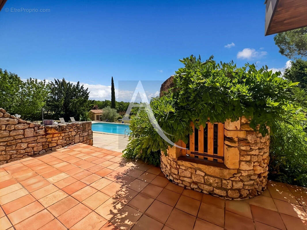 Maison à MONTAYRAL