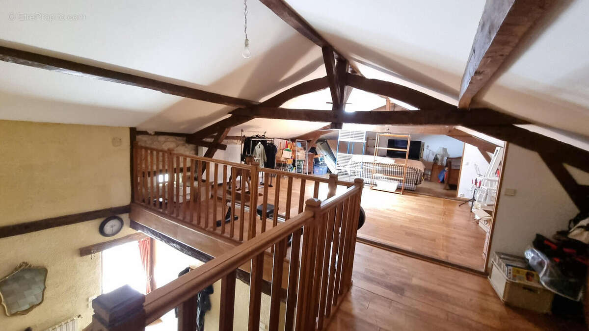 Maison 200 m² à Mareuil  - photo 15