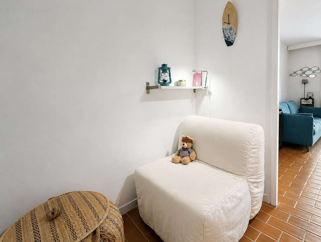 Appartement à SAINT-CYR-SUR-MER