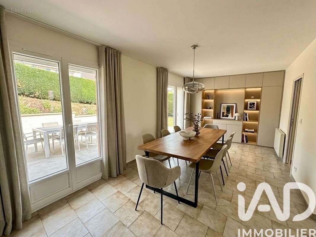 Photo 5 - Maison à SAINT-JEAN-BONNEFONDS