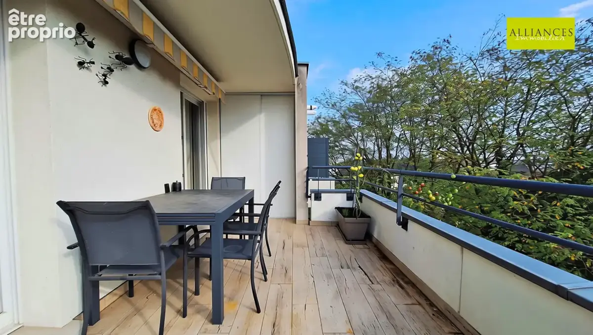 Appartement avec balcon, garage et cave - photo 2