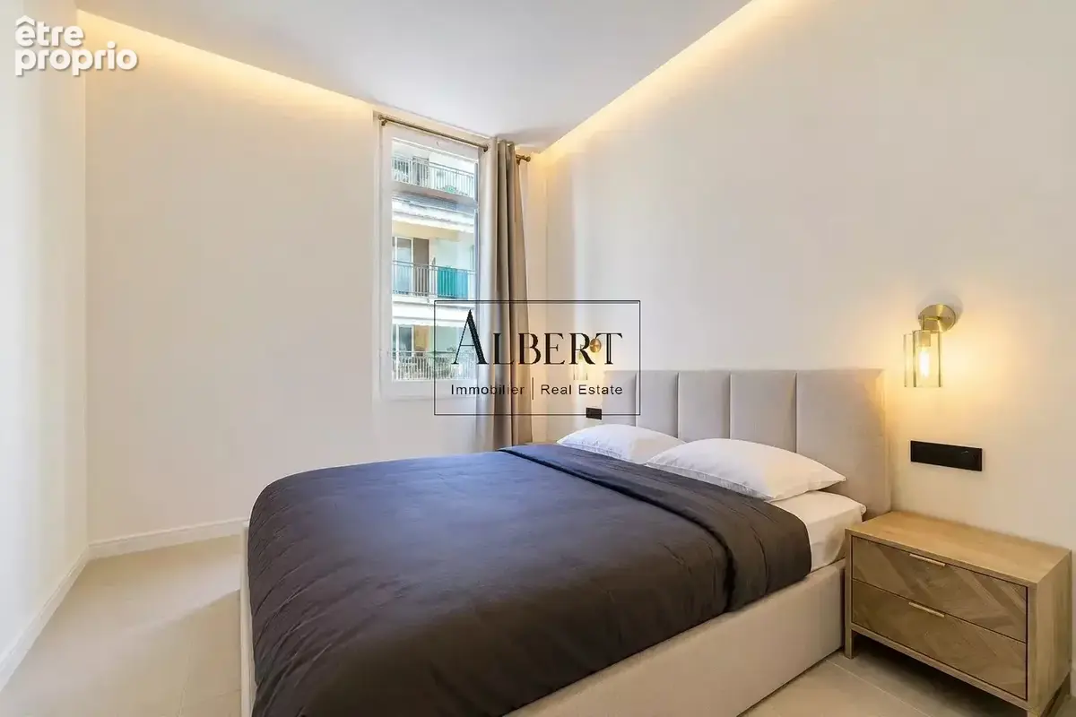 Cannes Centre – Appartement 3 Pièces d’Exception Entièrement Rénové - photo 9