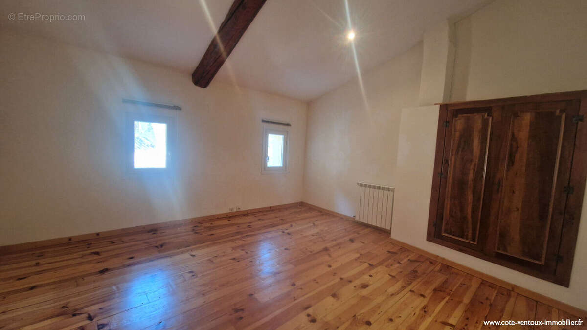 Maison à MALAUCENE