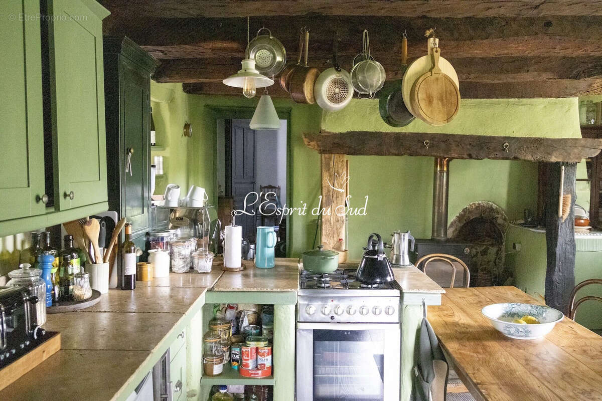 Maison 134 m² à Parisot  - photo 6