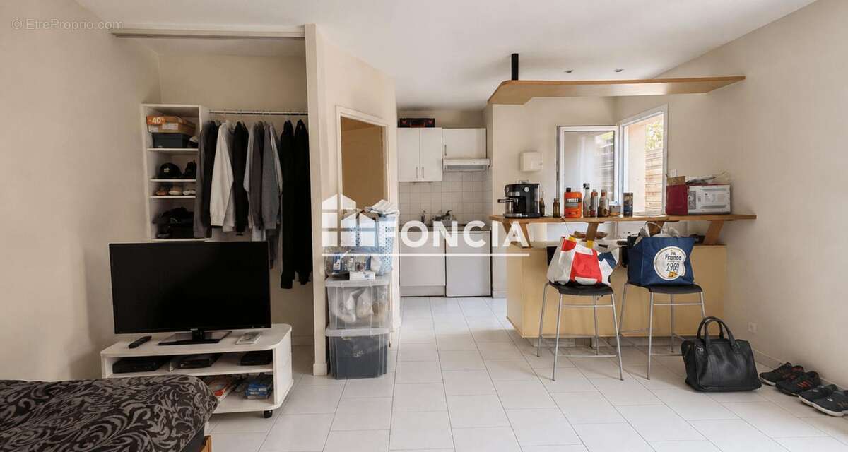Appartement à CORMELLES-LE-ROYAL