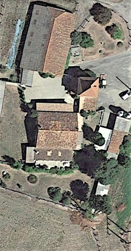 Maison à SAINTE-COLOMBE-DE-VILLENEUVE