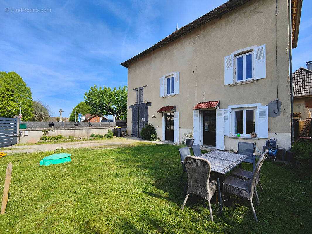 Maison à ROMAGNIEU