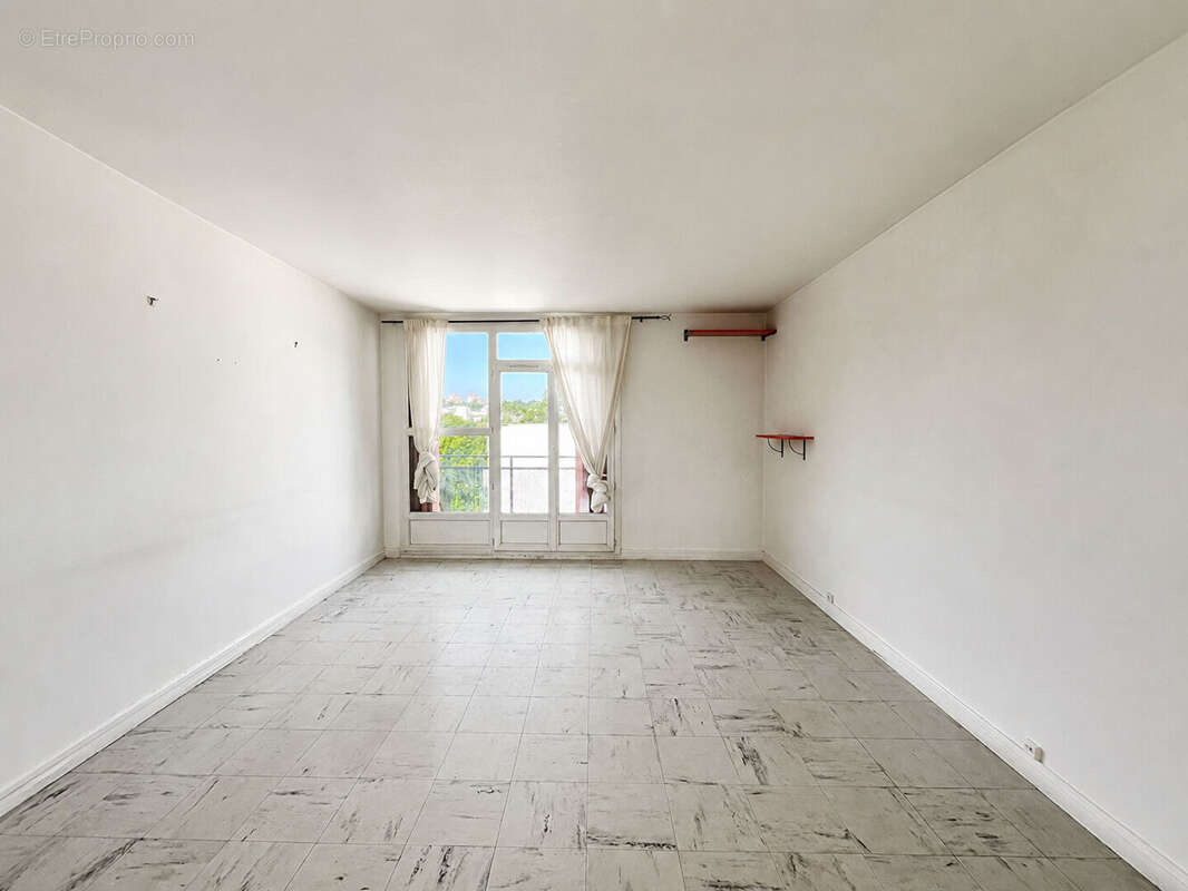 Appartement à ROSNY-SOUS-BOIS