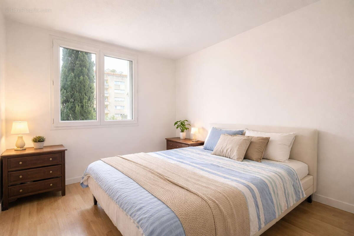 Appartement à MARSEILLE-8E