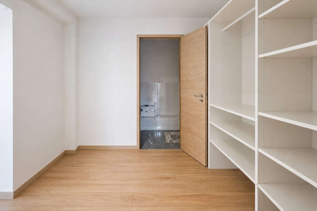 Appartement 31 m² à Lully  - photo 2
