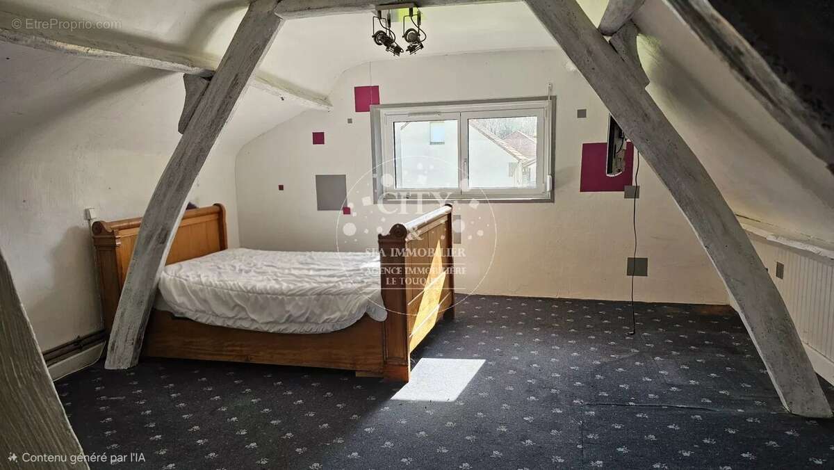 Maison à ESTREELLES