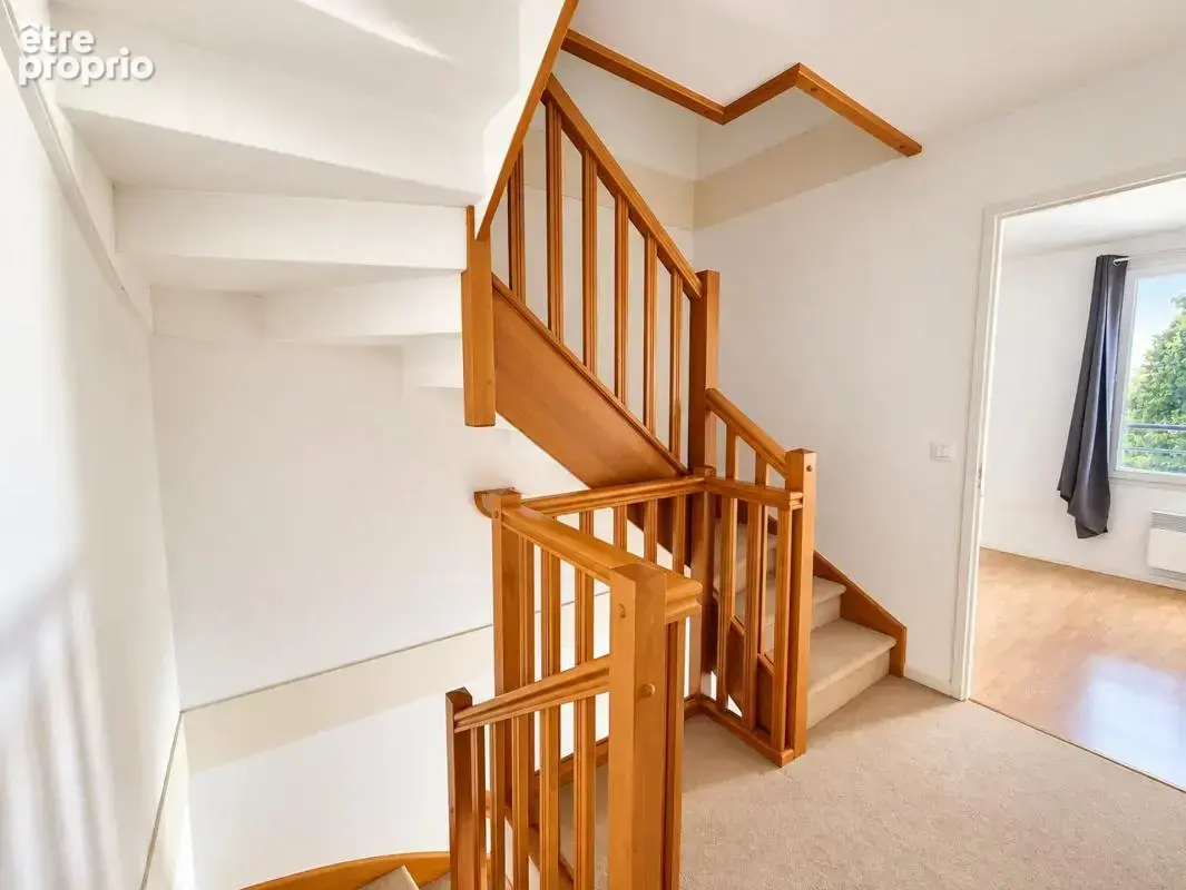 Appartement de 4 pièces de 74 m² situé à Chessy - photo 11