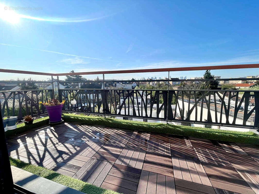 Appartement à COLOMBES