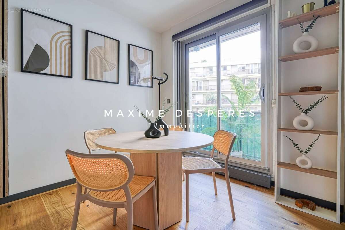Appartement à NEUILLY-SUR-SEINE