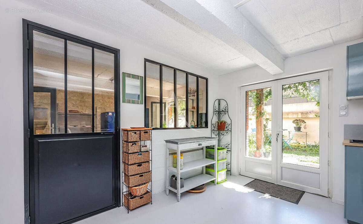 Maison à CAHUZAC-SUR-VERE