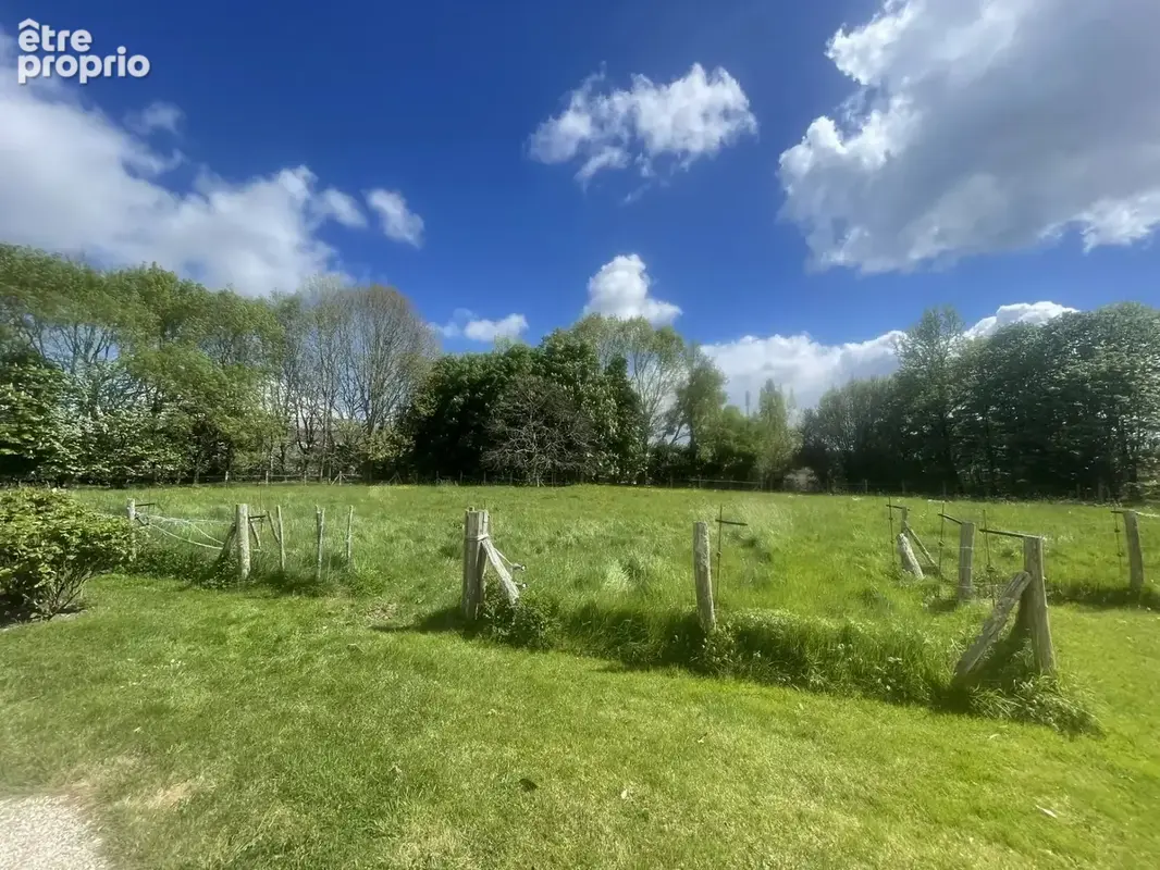 Terrain à SALIGNY