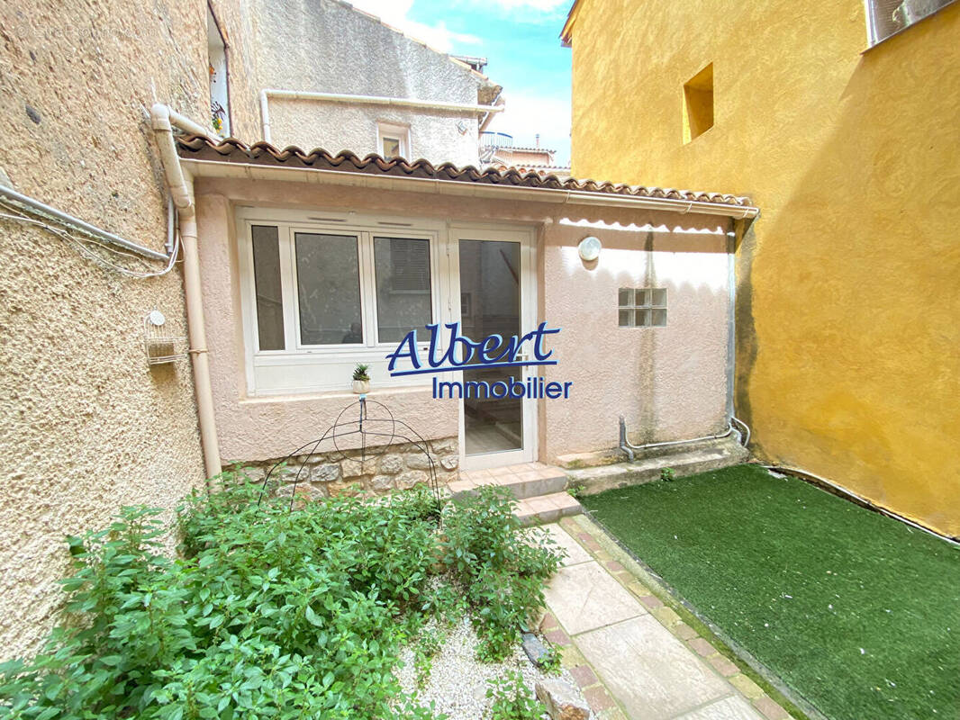Appartement à OLLIOULES