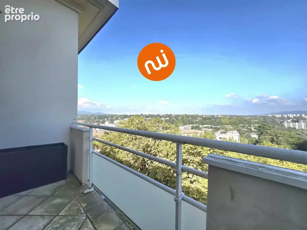 DERNIER ETAGE - T2 de 50 m² rénové – Tassin-la-Demi-Lune, à 200 m de l’Horloge - photo 10