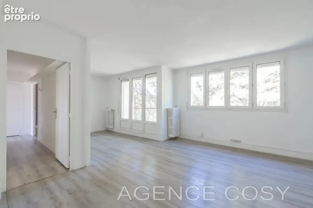 Appartement à VERSAILLES