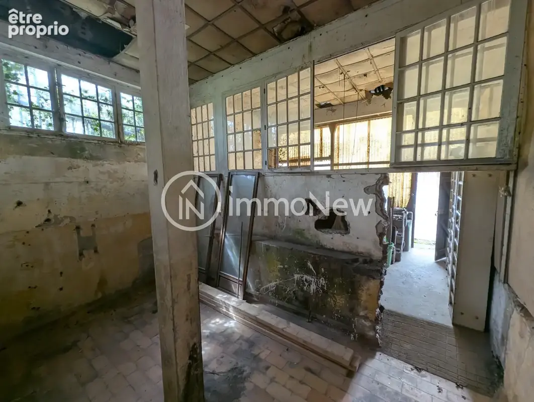 Bâtiment 300 m2 - photo 11
