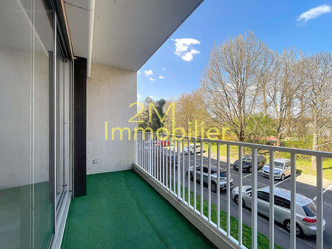 Appartement à VAUX-LE-PENIL