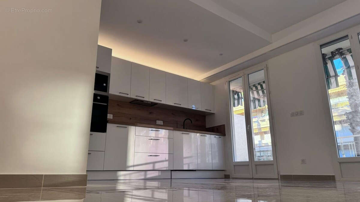 Appartement à CAGNES-SUR-MER