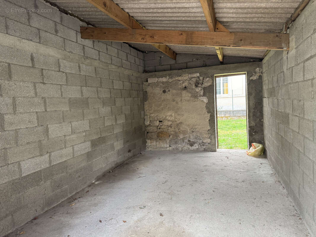 Maison à BARBEZIEUX-SAINT-HILAIRE