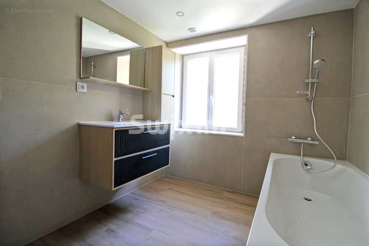 Appartement à LES ROUSSES
