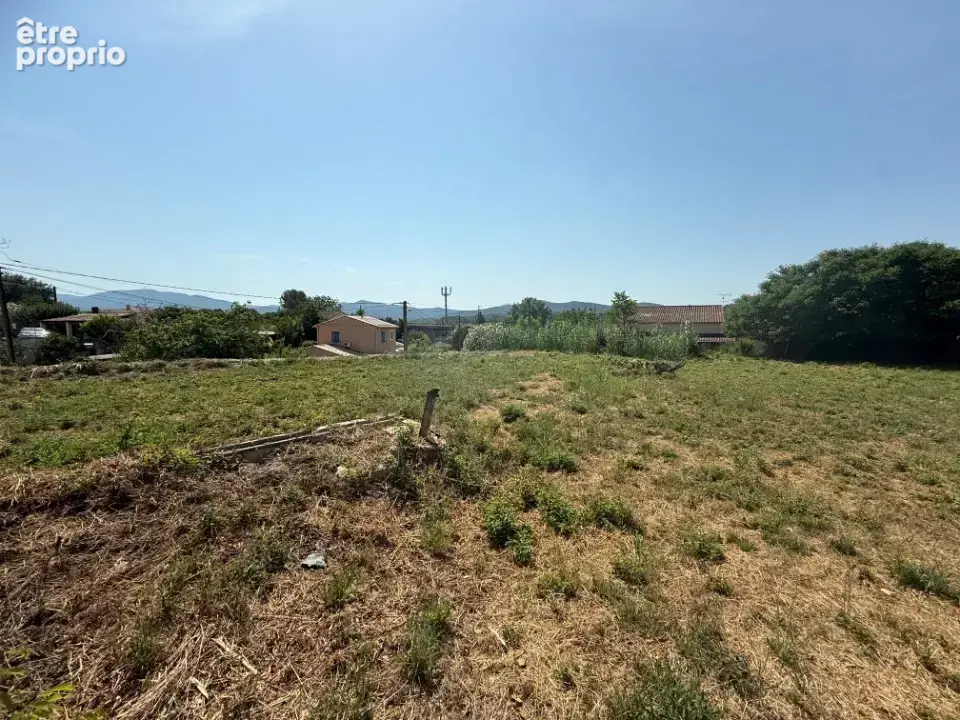 Terrain 284 m² à vendre à Carnoules (83660) - photo 2