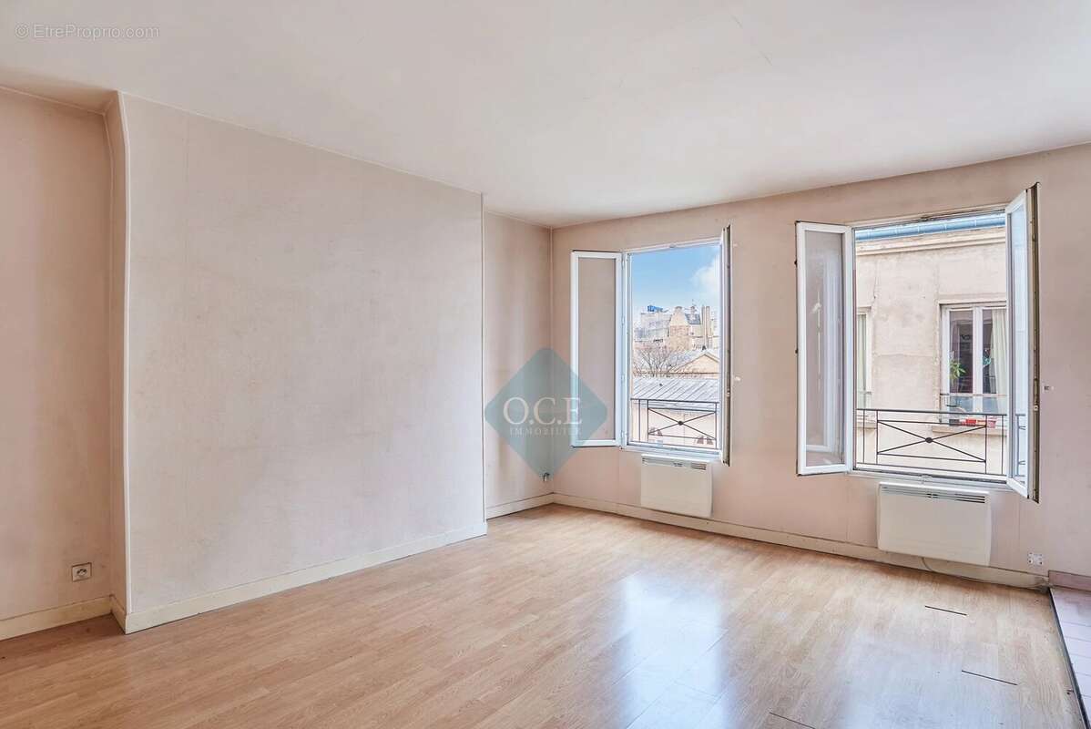 Appartement à PARIS-12E