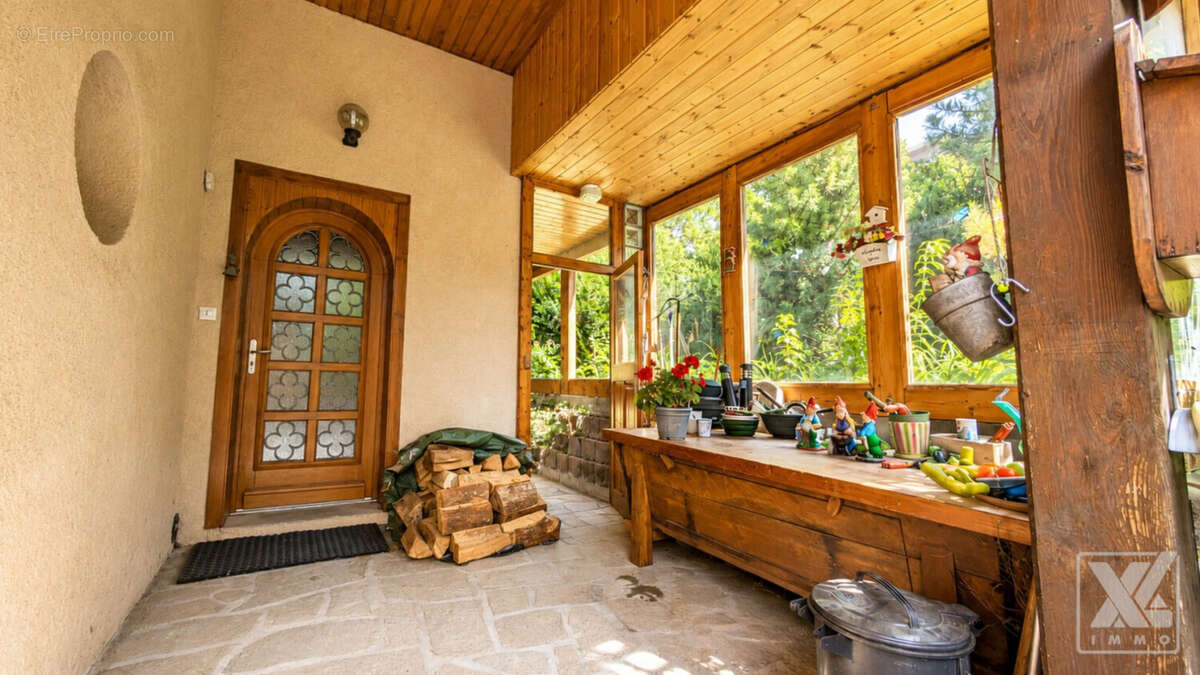 Jolie maison de 146 m² Vue dominante - Plein Sud - photo 11