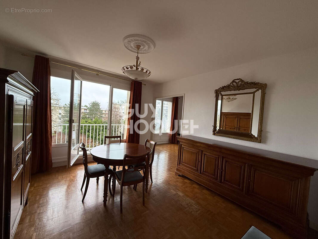 Appartement à COMPIEGNE